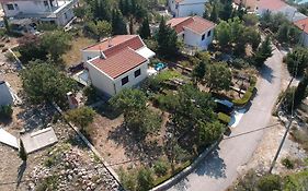 Beachfront House Nada - Happy Rentals