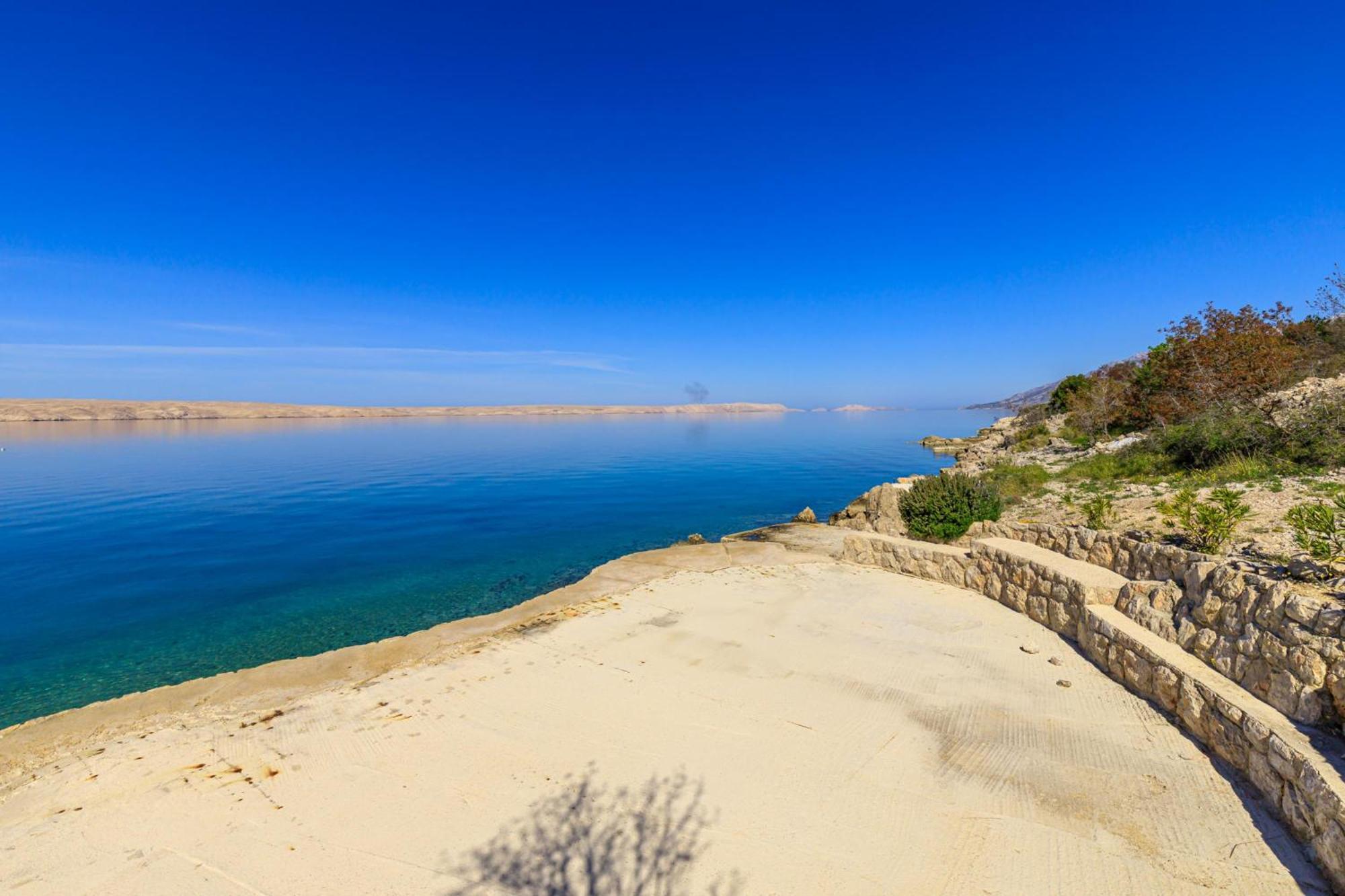 Beachfront House Nada - Happy Rentals Karlobag Zewnętrze zdjęcie
