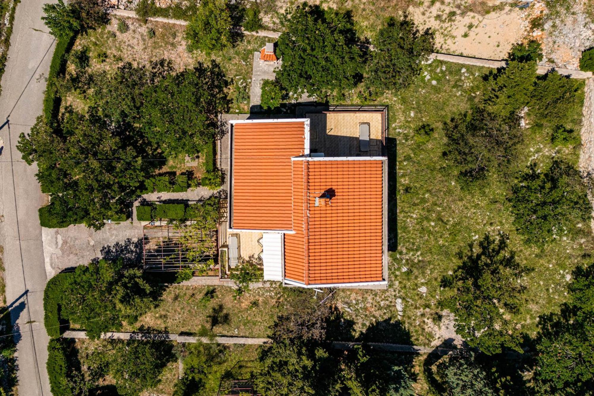 Beachfront House Nada - Happy Rentals Karlobag Zewnętrze zdjęcie