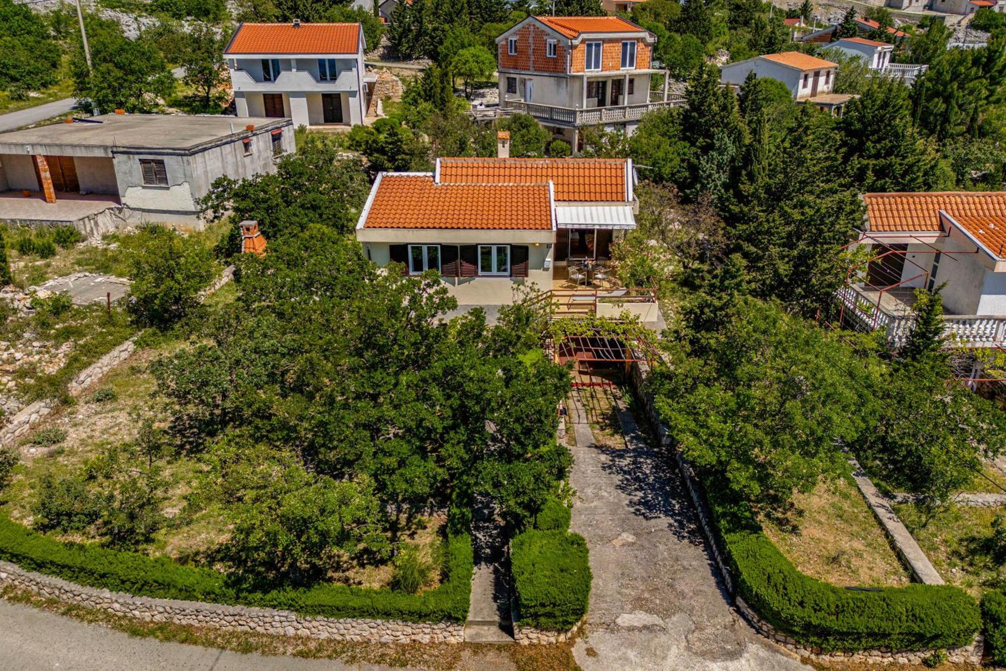 Beachfront House Nada - Happy Rentals Karlobag Zewnętrze zdjęcie