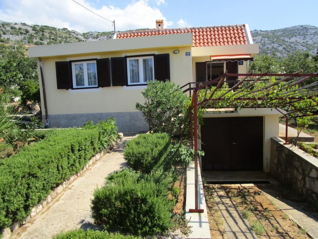 Beachfront House Nada - Happy Rentals Karlobag Pokój zdjęcie